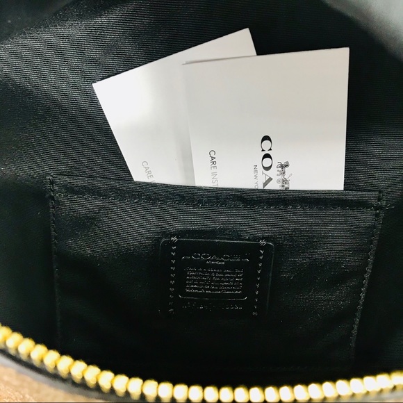 ๐HP๐๐ฐSOLD๐ฐCoach Chelsea Animation Belt Bag - Picture 5 of 8